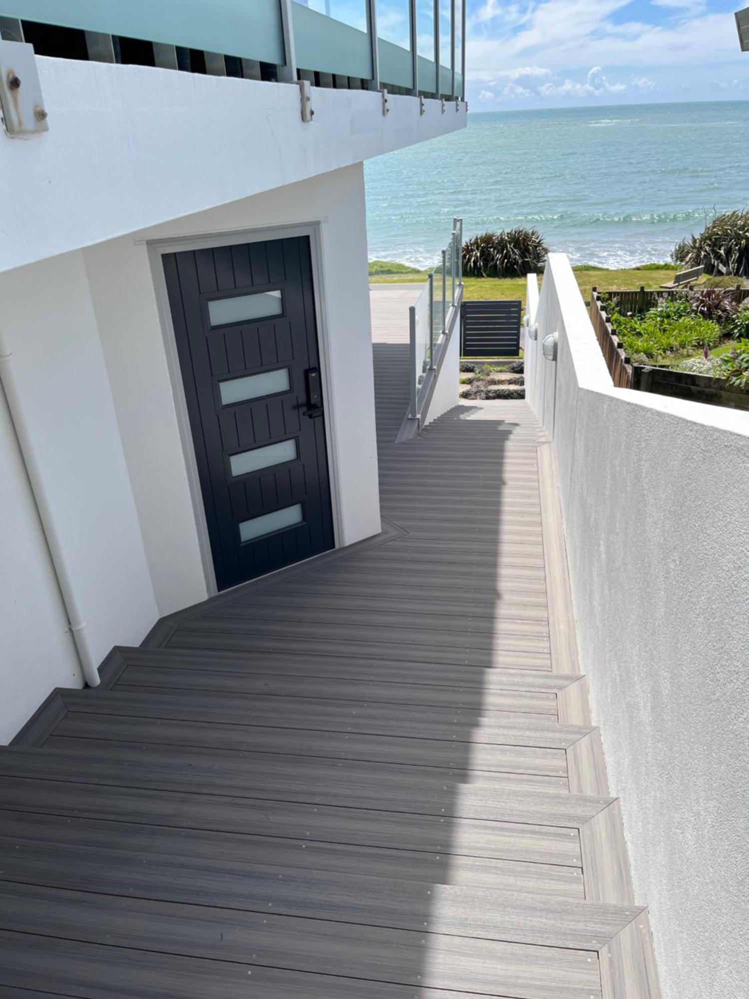 Seaside Wanaka Tce Apartment New Plymouth Exterior photo